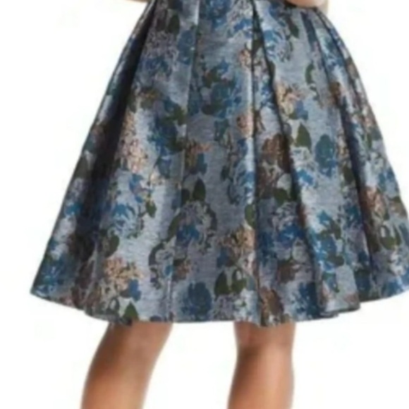 Gal Meets Glam Darren Dress - Picture 3 of 6